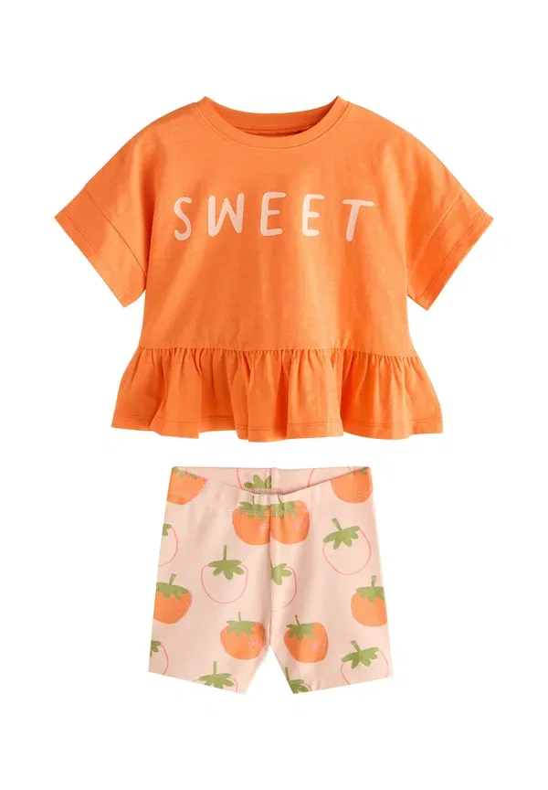 Комплект из футболки и шорт с принтом Regular fit - short sleeve set - shorts Next, Orange Strawberry, оранжевый — фото 4