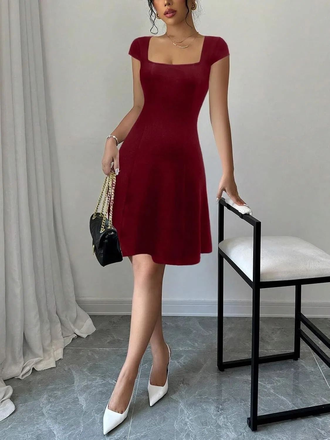Женское A-силуэта мини-платье с квадратным вырезом Burgundy — фото 4