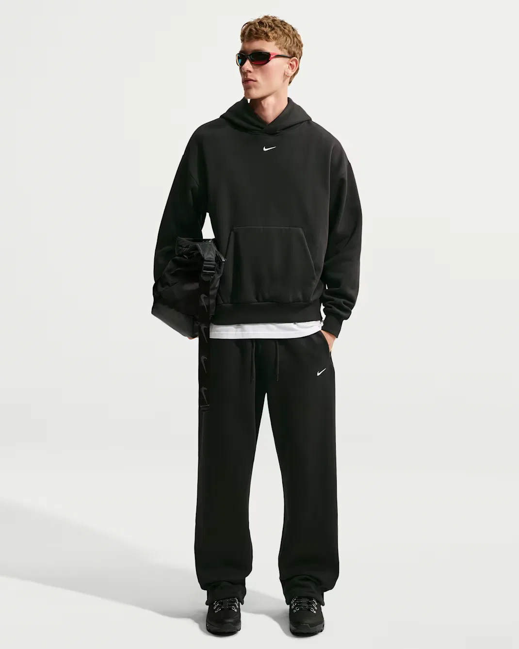 Мужские брюки на резинке Nike Solo Fleece, Total Black/Sail