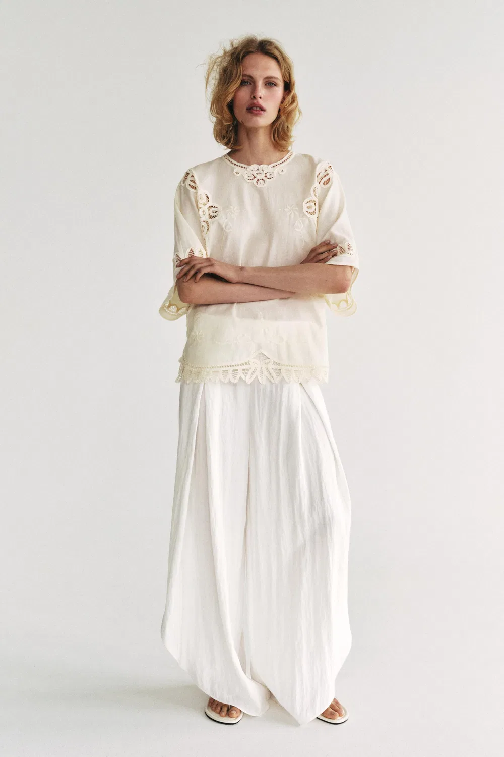 Блузка из льняной смеси с вышивкой от ZW COLLECTION ZARA, Ecru