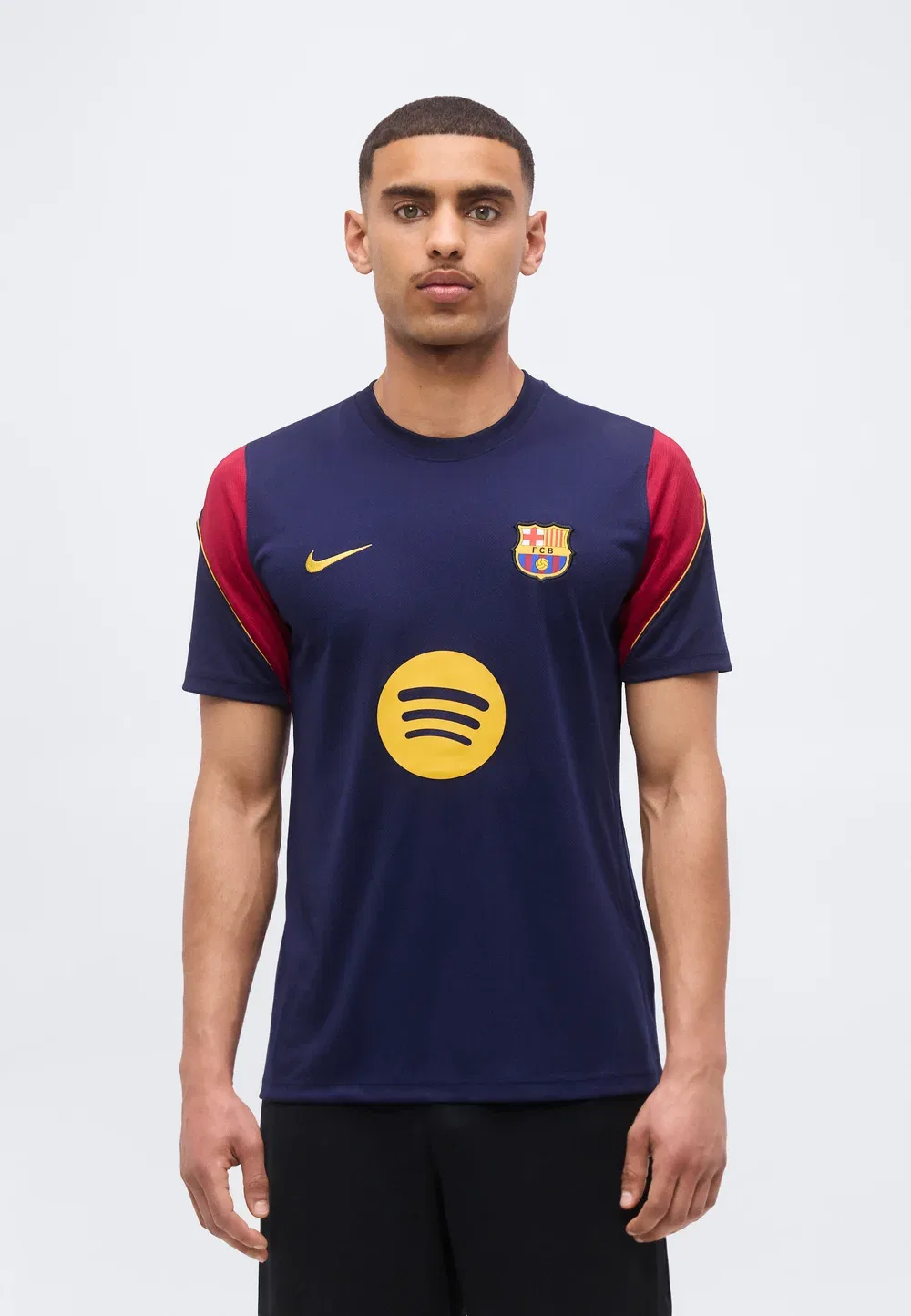 Футболка FCB - спортивная футболка Nike Performance, Blackened Blue/Noble Red/Mineral Yellow