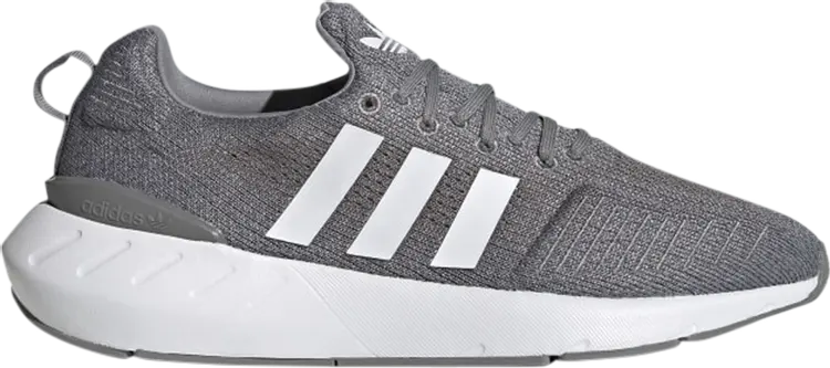 

Кроссовки Adidas Swift Run 22 'Grey', серый