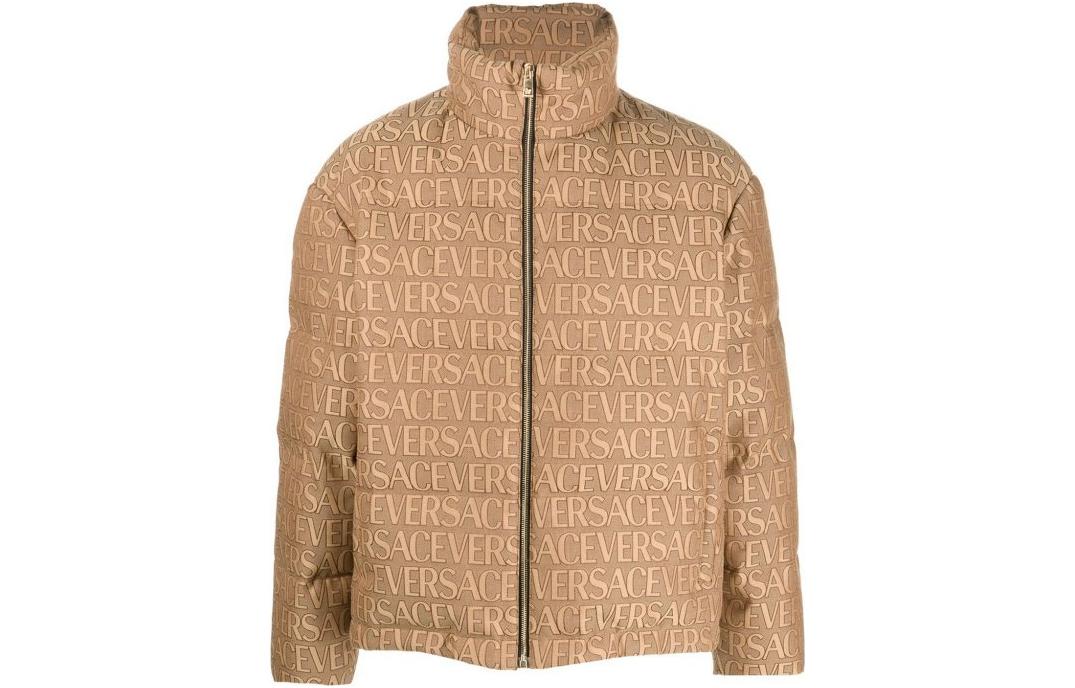 

Приталенная куртка с высоким воротником на молнии VERSACE, коричневый