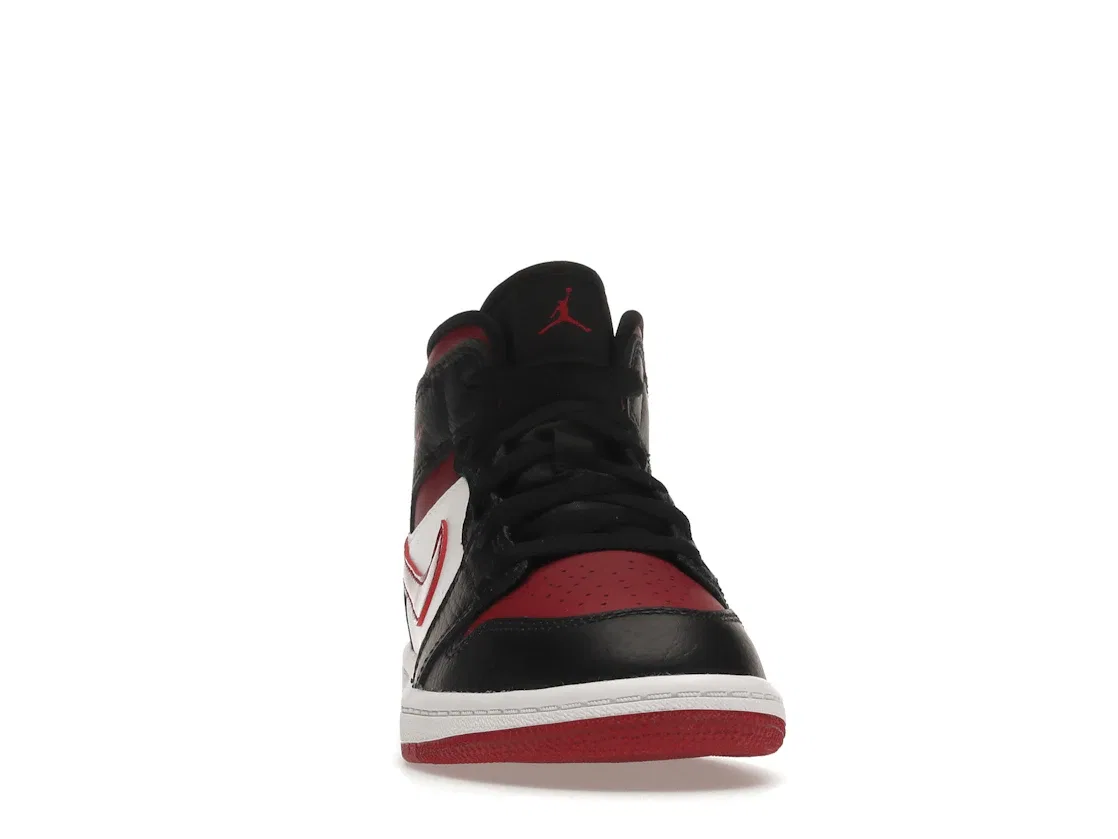 Детские кроссовки с высоким берцем Jordan 1 Mid Bred Toe Jordan, Black/Noble Red-White — фото 2