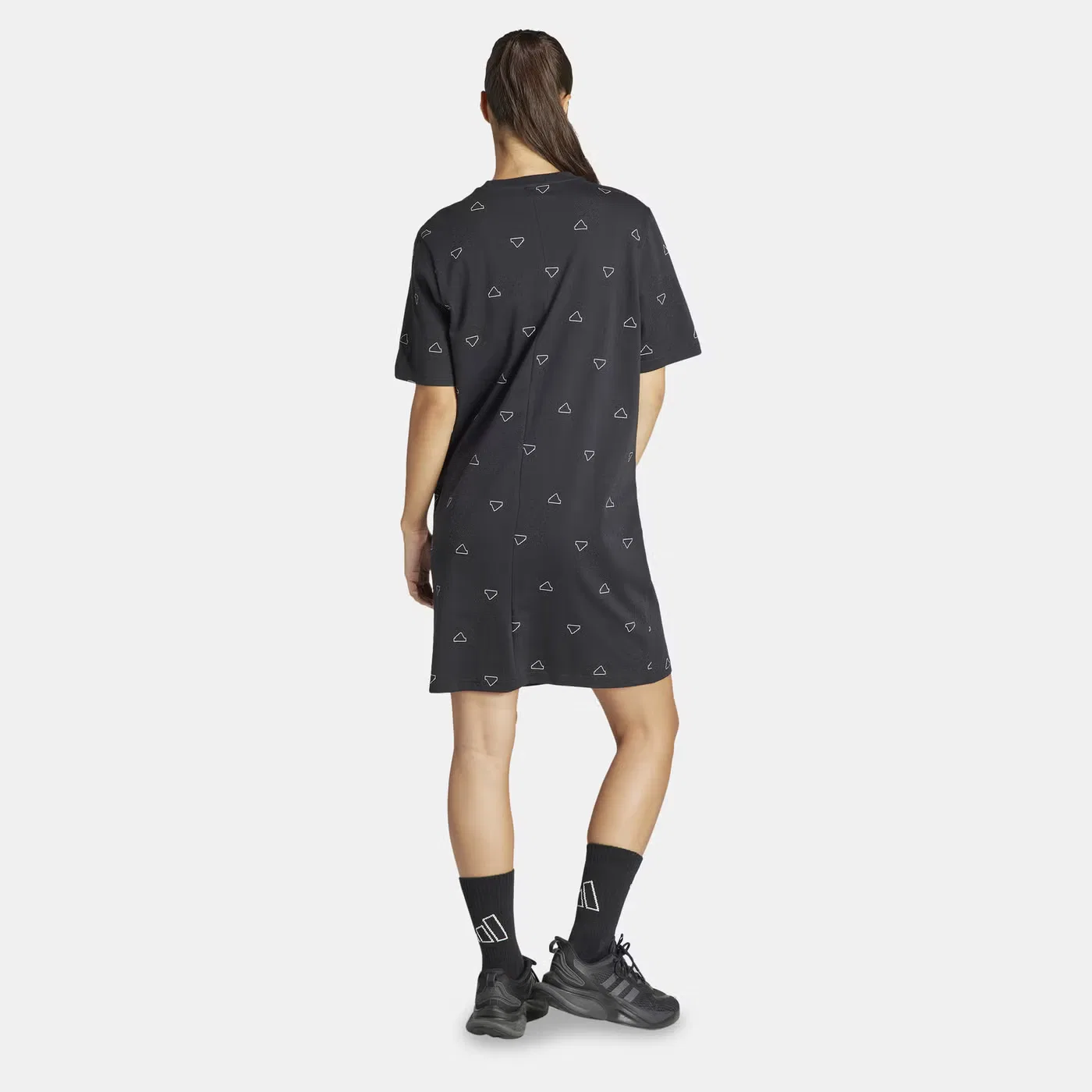 Платье-футболка с принтом Essentials Graphic Adidas, черный — фото 2