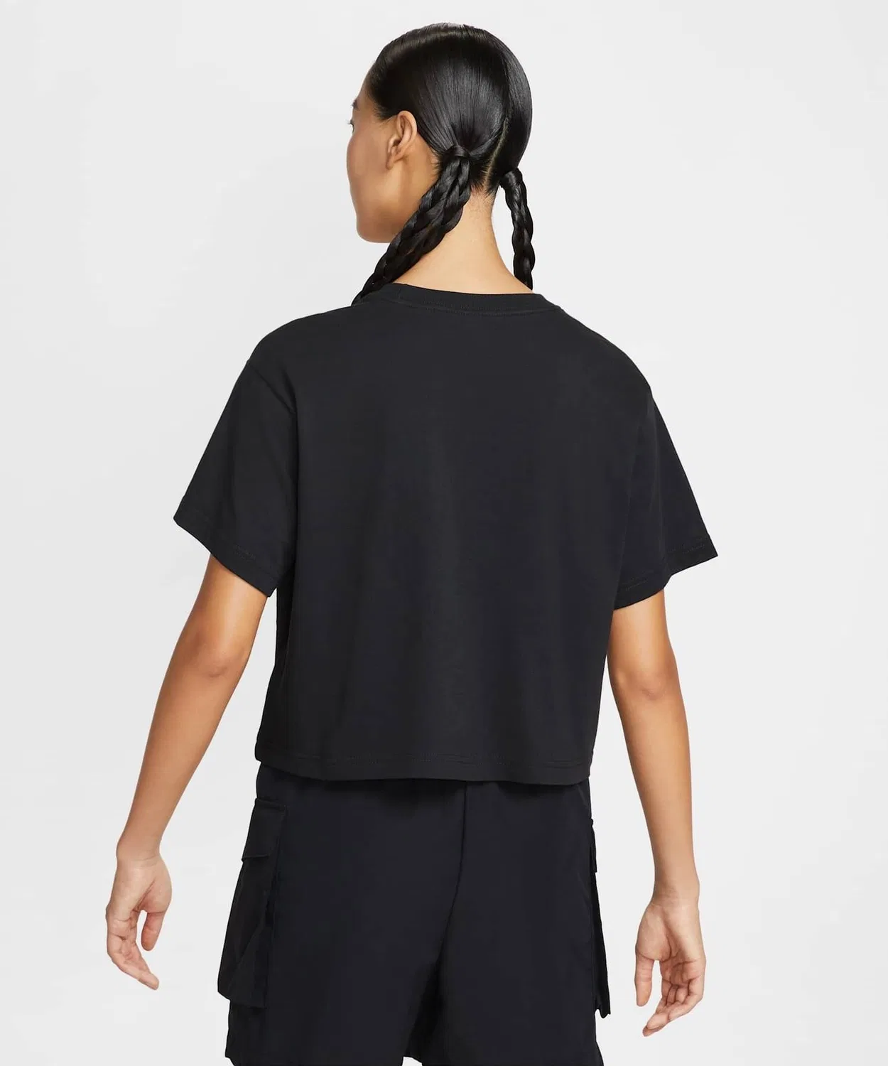 Женская футболка с коротким рукавом Nike Sportswear Club, Black — фото 2