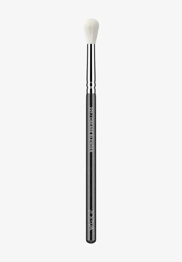 Кисть для растушевки 221 Crease Blender Zoeva