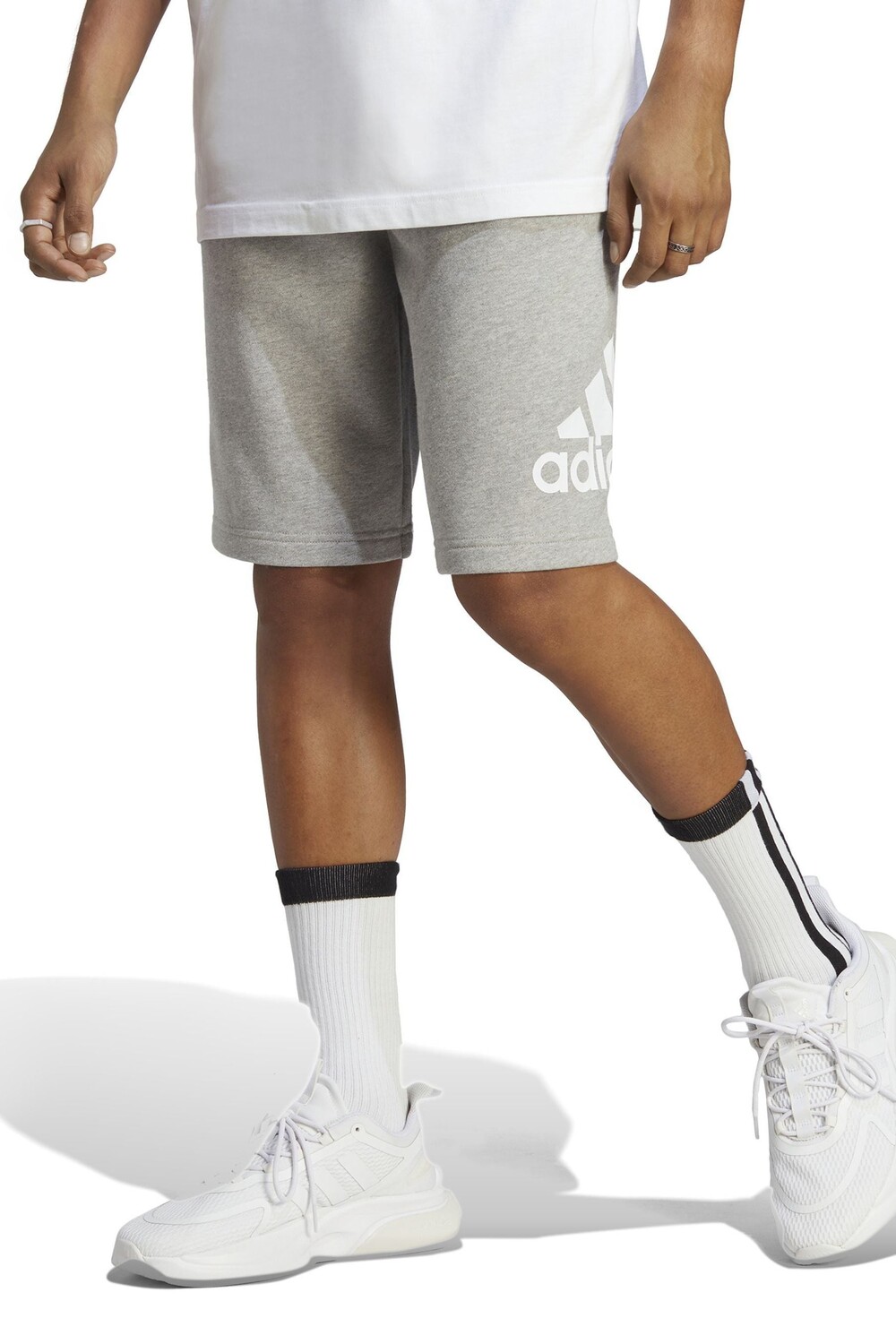 

Шорты Essentials из махровой ткани с большим логотипом Adidas, серый