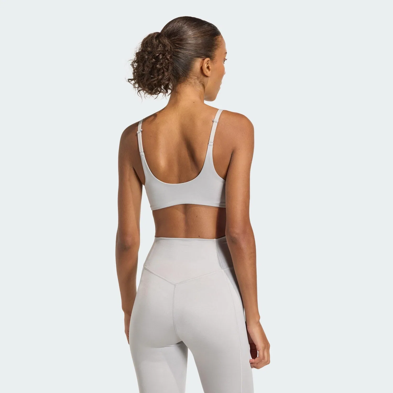 Женский спортивный бюстгальтер с легкой поддержкой Optime Essentials Workout Shine, Adidas, Flussgrau — фото 3