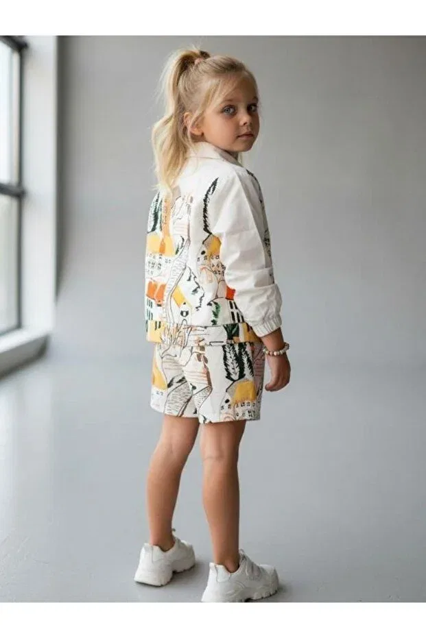 Детская куртка с узором на природную тематику Zekids — фото 2