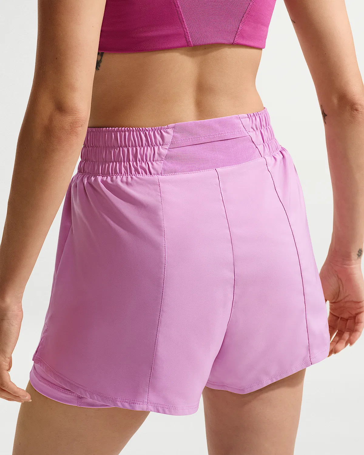 Женские шорты Nike One Dri-FIT с высокой посадкой 3" 2-в-1, Light Magenta/White — фото 3