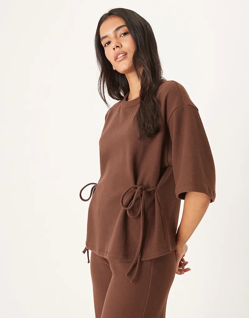 

Супермягкая футболка с завязками по бокам от ASOS DESIGN шоколадно-коричневого цвета