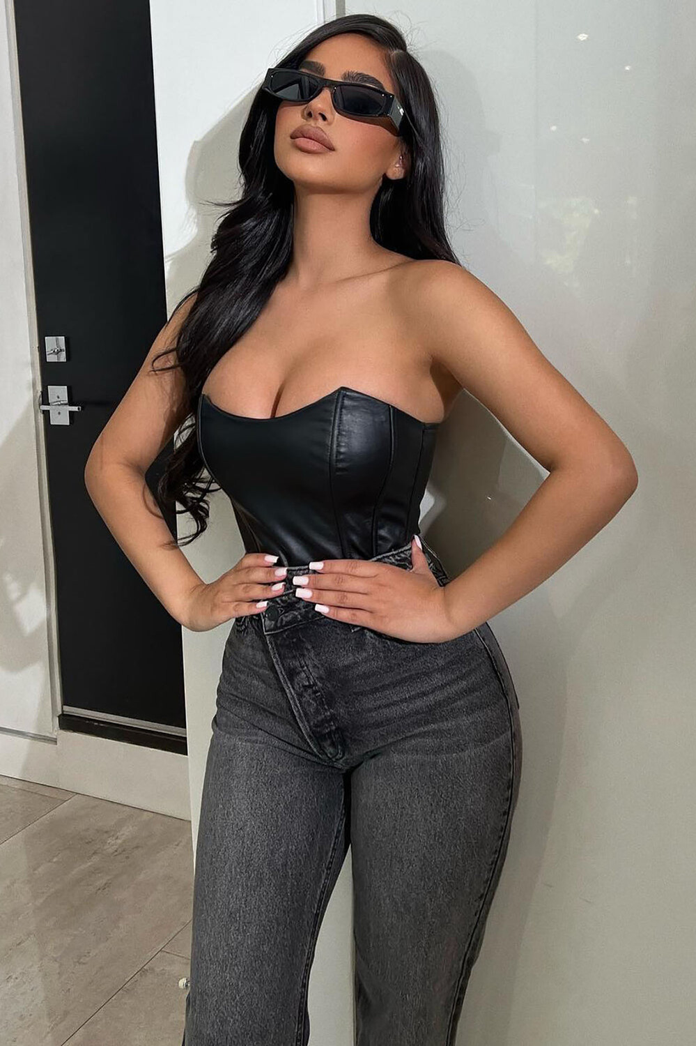 

Топ Fashion Nova 519618, черный