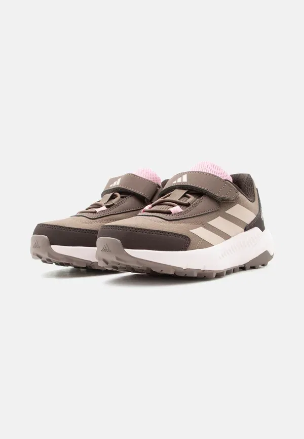 Ботинки Adidas Terrex, коричневый — фото 2
