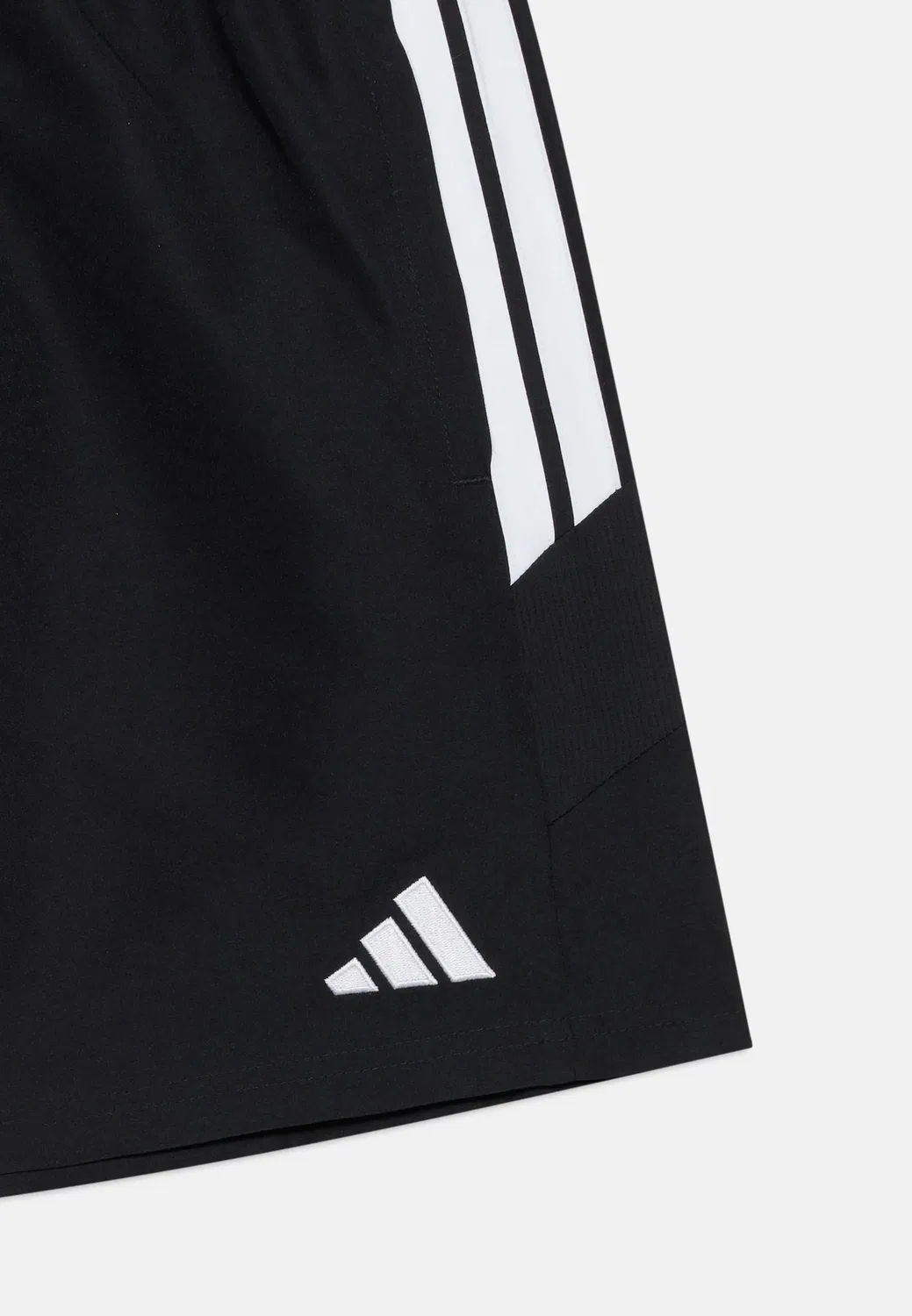 Tiro 26 essentials - спортивные шорты Adidas Performance, Black/White — фото 3