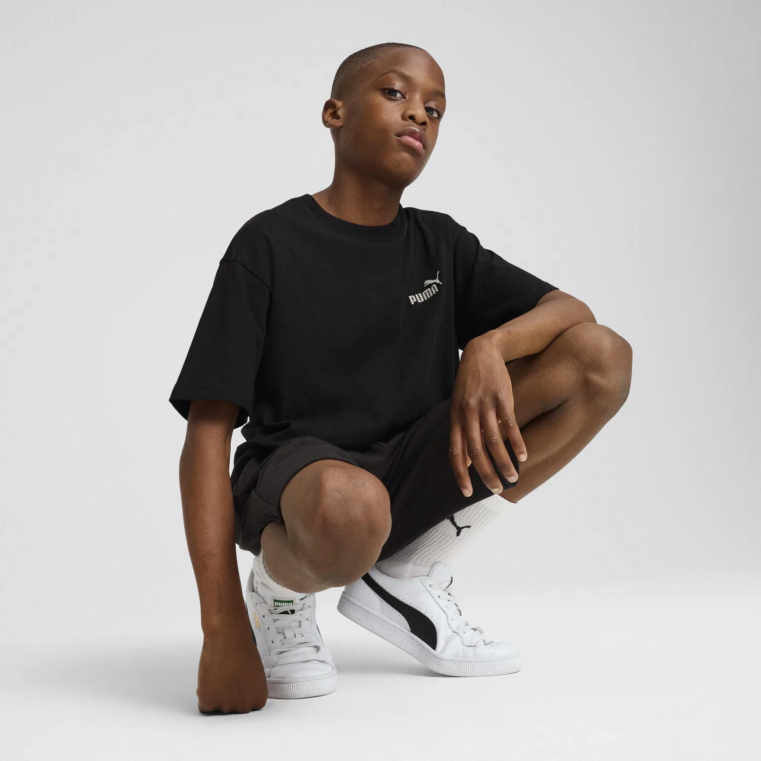 Детская футболка с коротким рукавом ESS Small No. 1 Logo Relaxed T-Shirt Jungen Puma, Schwarz — фото 4