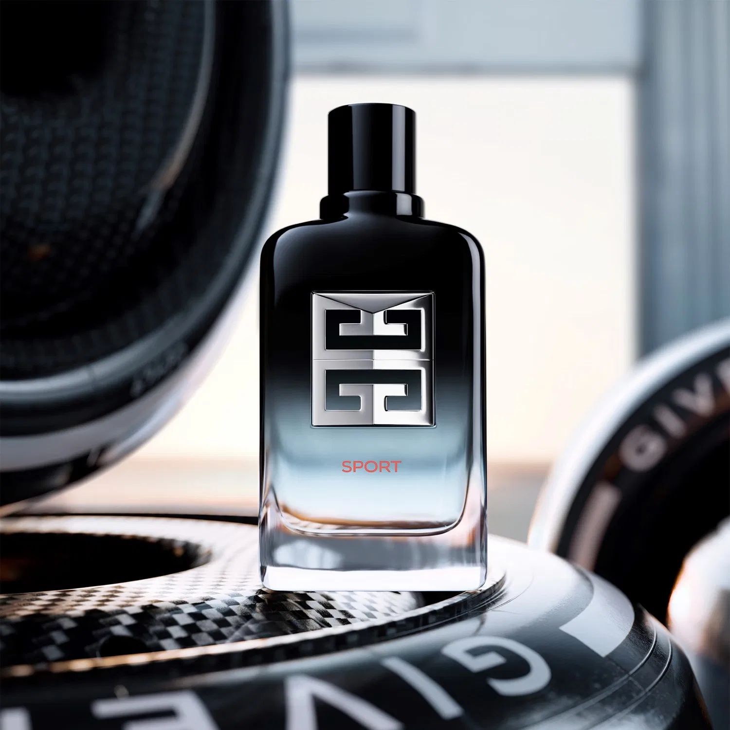 Мужской парфюм Eau de Parfum 60 мл с цитрусово-древесным ароматом GIVENCHY — фото 4