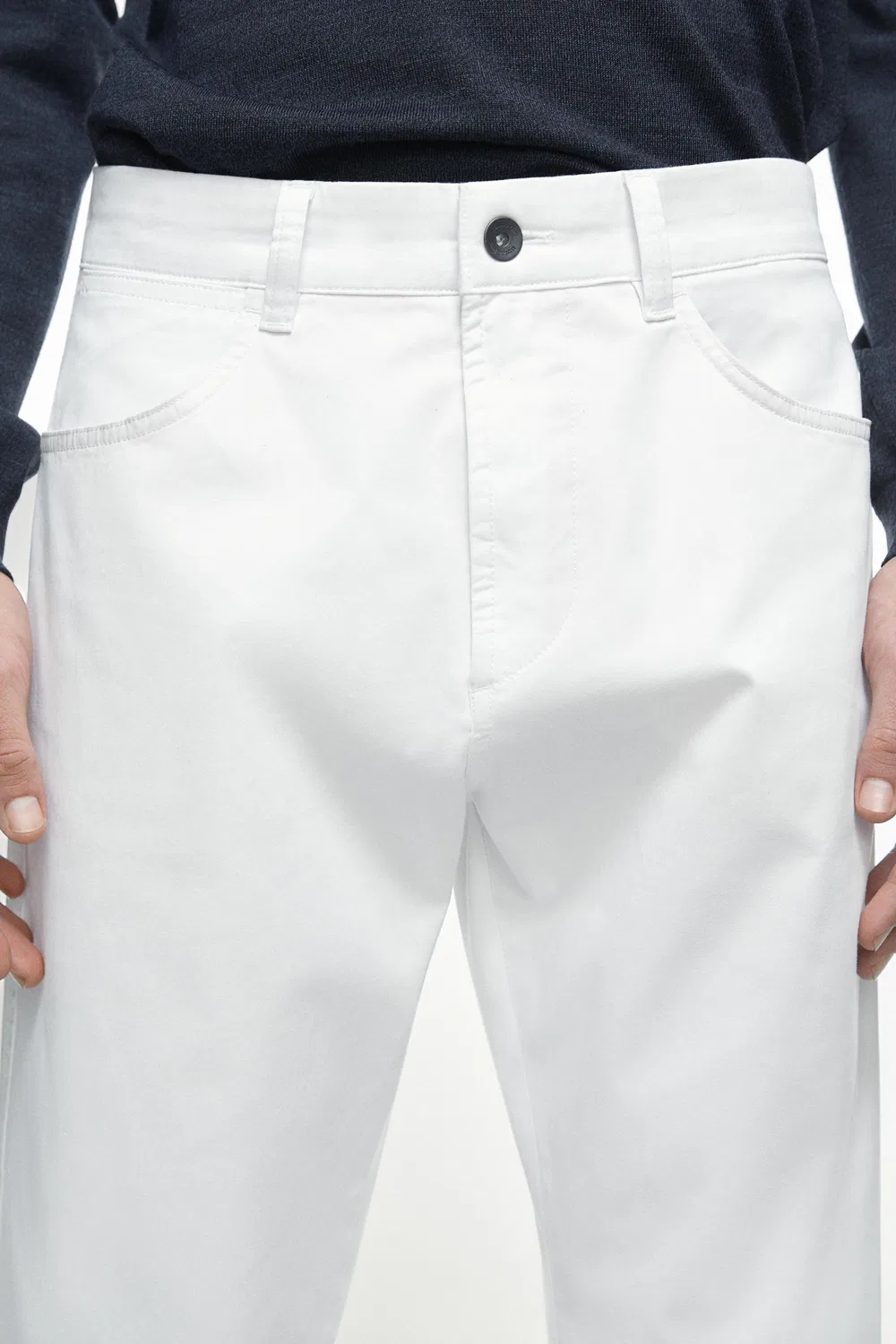 Узкие брюки с эффектом джинсовой ткани Massimo Dutti, белый — фото 4