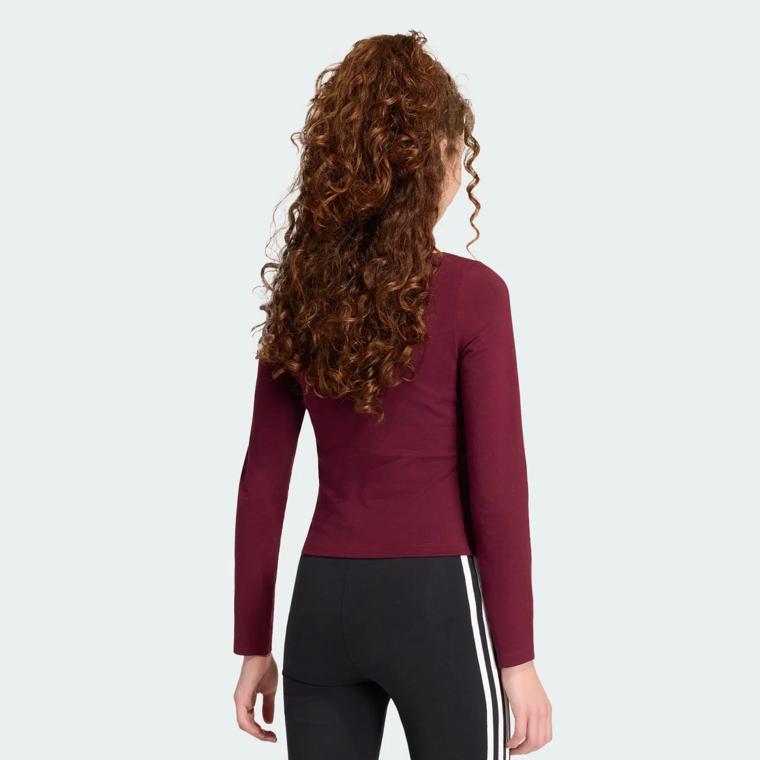 Футболка Adidas Originals рубиново-красного цвета — фото 3