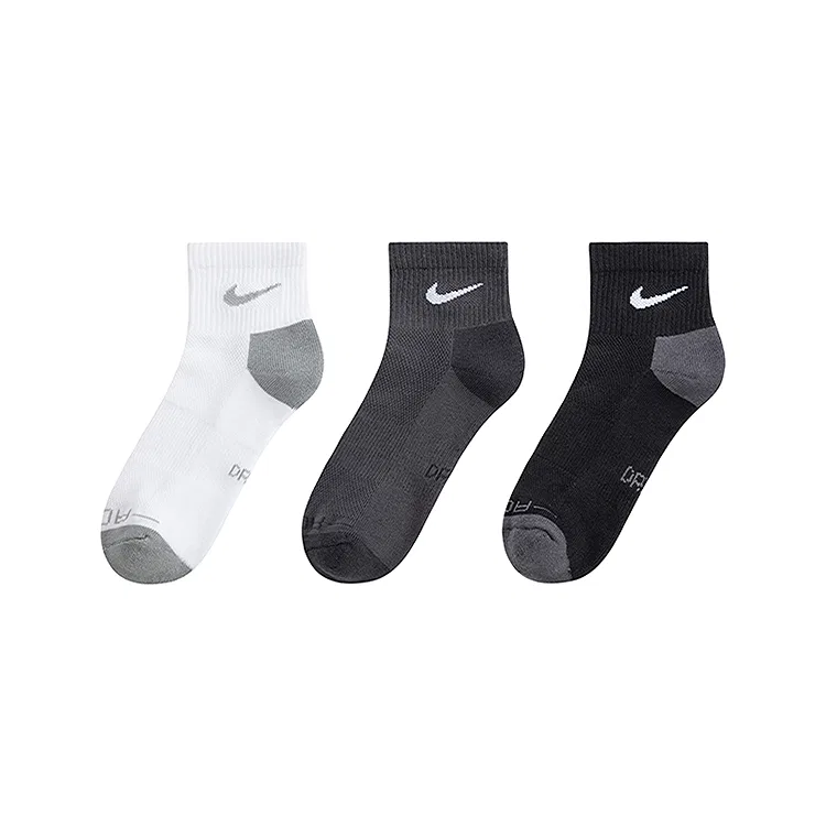 Детские носки с умеренной эластичностью и быстросохнущей тканью Jet Black Nike — фото 4