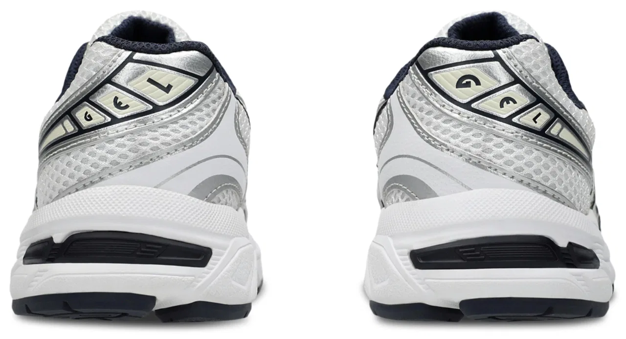 Кроссовки для девочек GEL-1130 ASICS, цвет Silver/Navy/White — фото 3