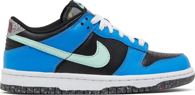 

Кроссовки Nike Dunk Low SE GS 'Black Light Photo Blue Mint Foam', черный