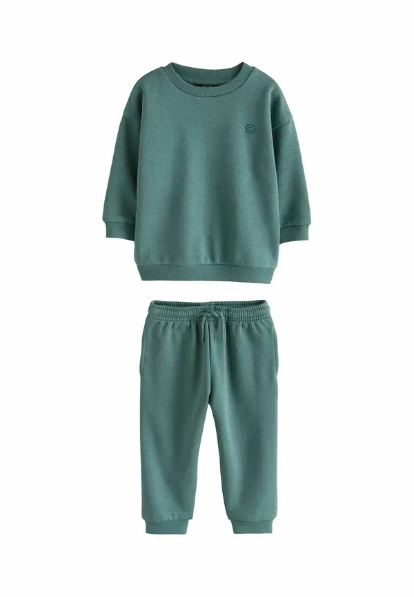 Спортивный костюм, хлопок Regular fit price starter crew joggers set Next Green, зеленый — фото 3