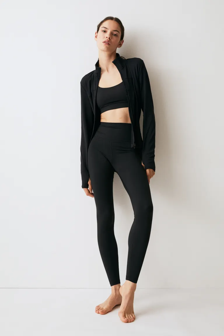 

Спортивный топ на молнии от softmove H&M, черный