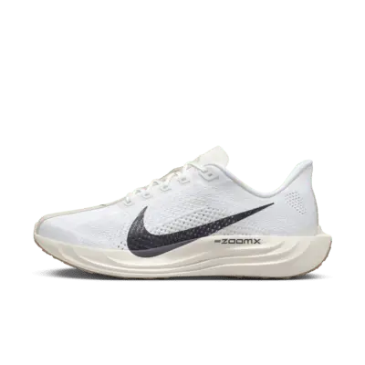 

Кроссовки Nike Pegasus Plus, цвет White/Sail/Light Orewood Brown/Anthracite