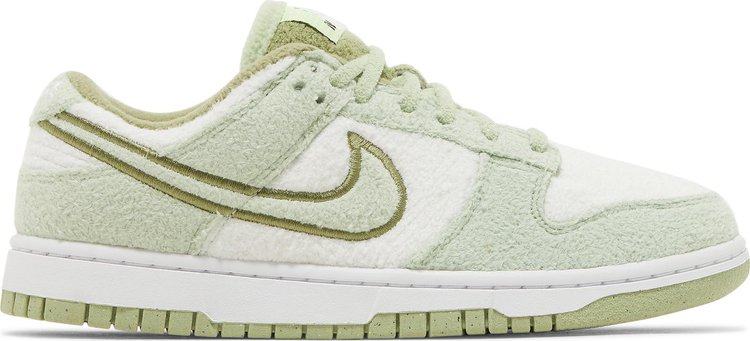 Кроссовки Nike Wmns Dunk Low SE 'Fleece - Honeydew', зеленый - фото