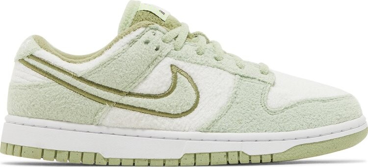 Кроссовки Nike Wmns Dunk Low SE 'Fleece - Honeydew', зеленый