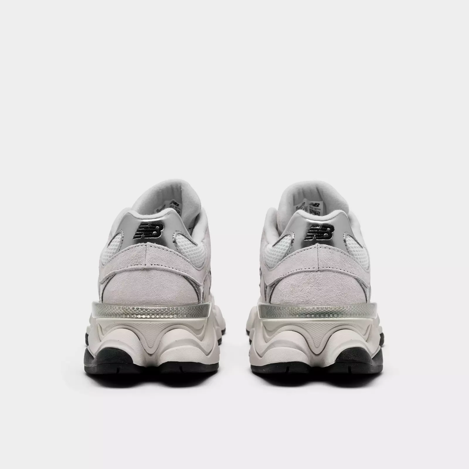 Кроссовки Women's New Balance 9060 Casual, черный/белый/серебристый — фото 4