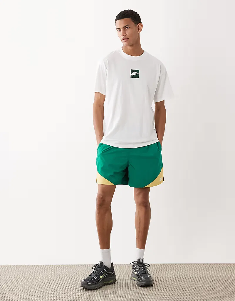 Футболка Nike Swoosh с научно-фантастическим логотипом на спине, белый — фото 2