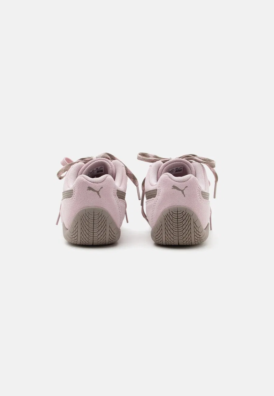 Кроссовки PUMA Speedcat Charmies в розовом цвете — фото 4