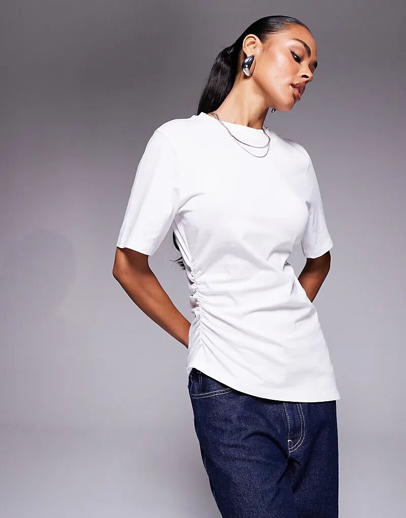 

Длинная асимметричная футболка ASOS DESIGN белого цвета с защипом