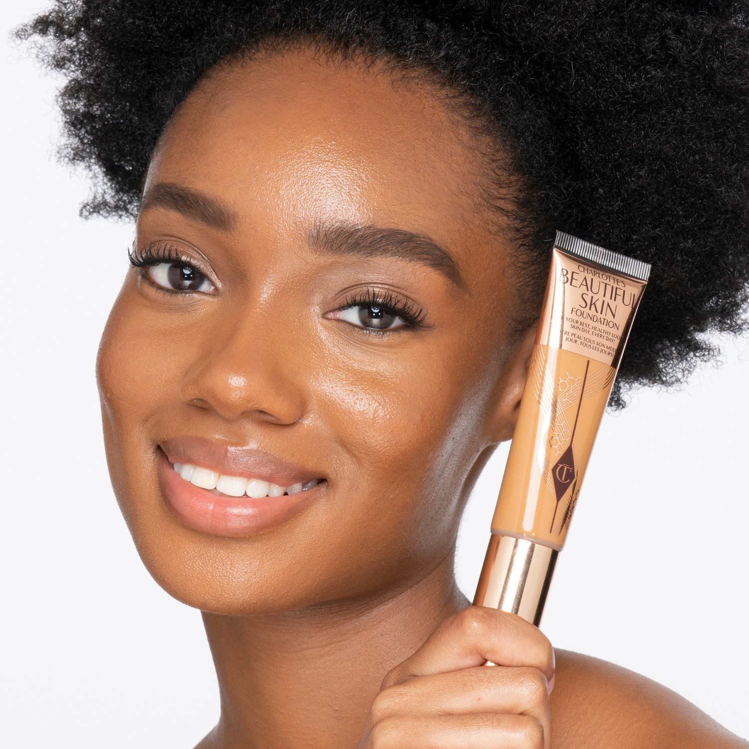 Тональный крем для лица beautiful skin Charlotte Tilbury, 13 - warm, объем 30 мл — фото 2