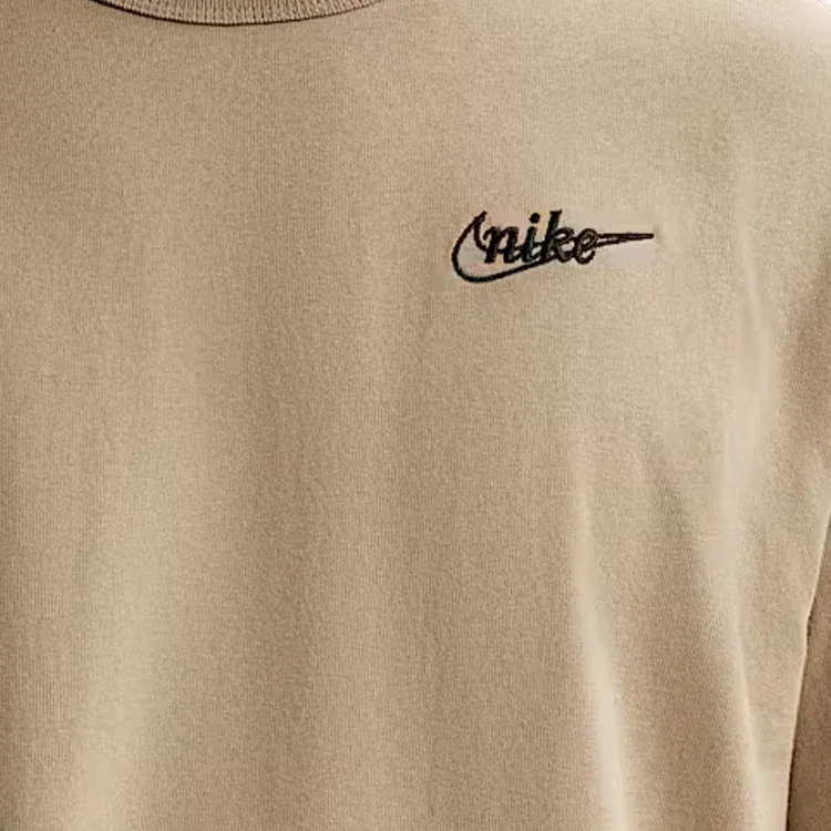 Мужская футболка Sportswear Prem GFX T-Shirt 'Khaki Brown' Nike, Khaki / Brown — фото 4