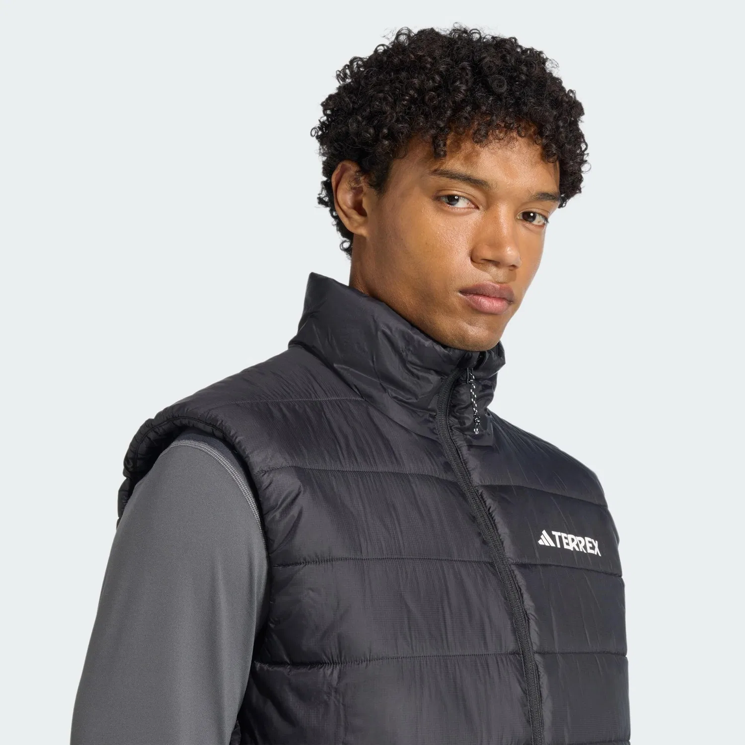 Мужская утепленная ветровка Terrex Multi Essentials CLIMAWARM Adidas, Schwarz — фото 4