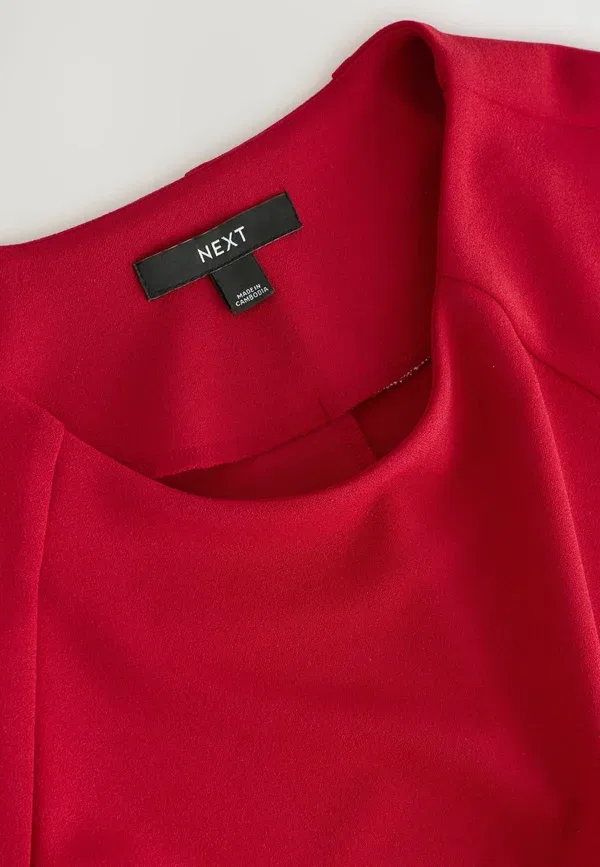 Футболка из полиэстера с эластаном basic t-shirt Next, Berry Red, красный — фото 4