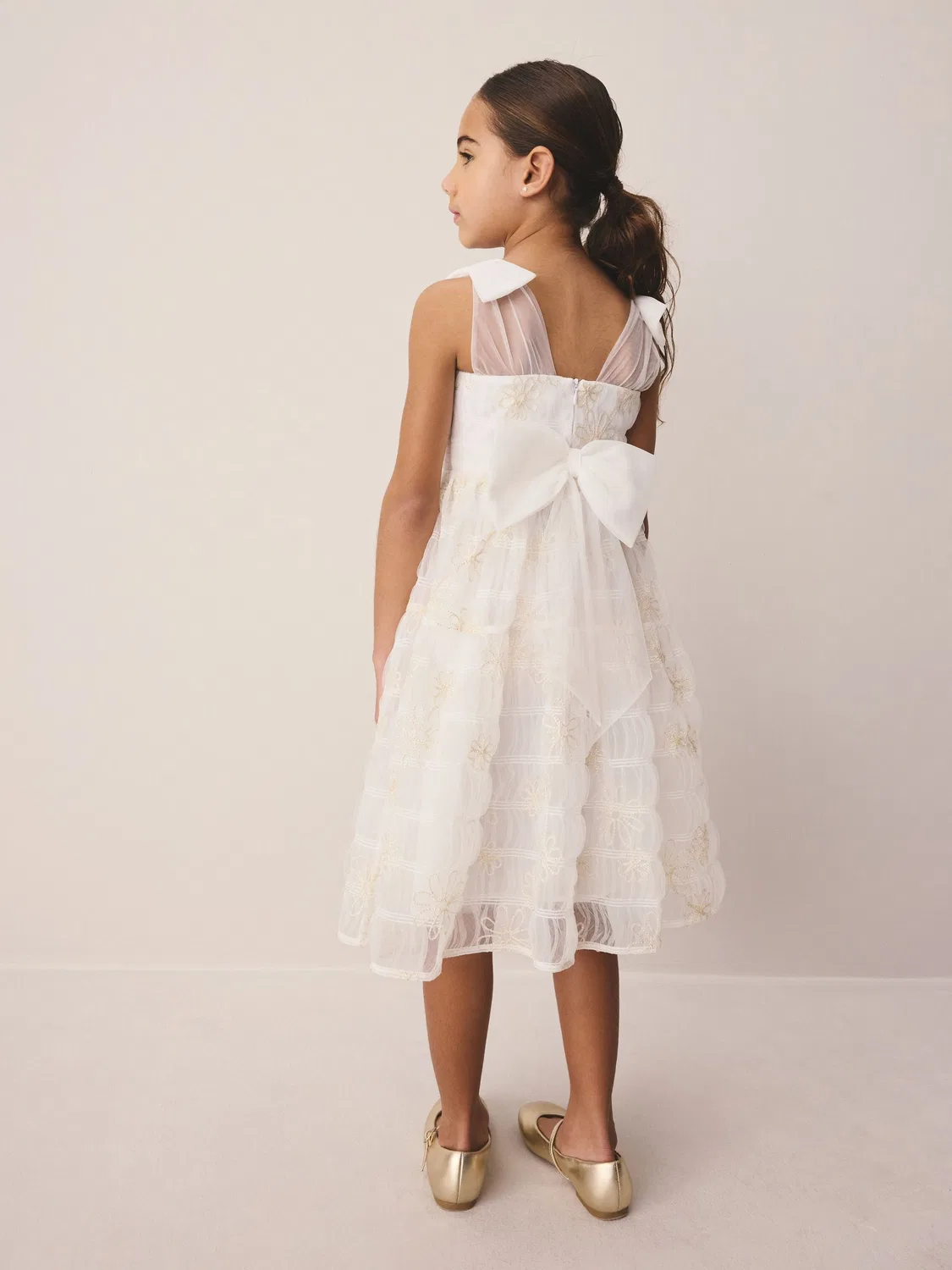 Платье с вышивкой и бантом Laura Ashley, Ivory — фото 4