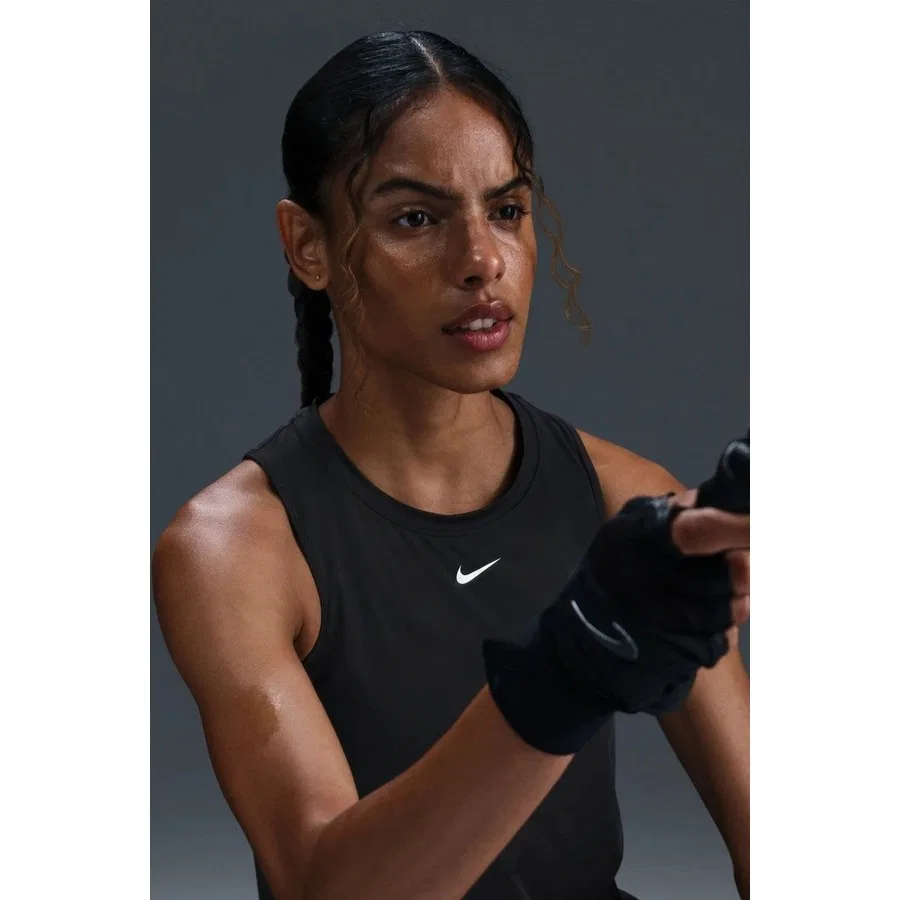 Женский топ без рукавов Nike One Classic Dri-FIT, Черный — фото 3
