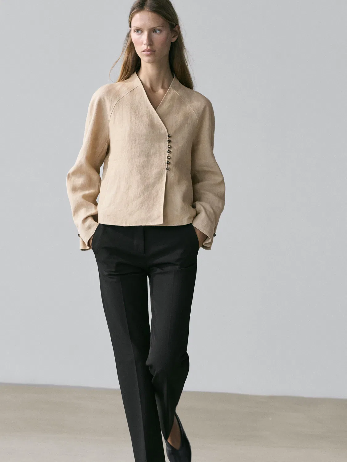 Укороченная куртка из 100% льна Massimo Dutti, бежевый — фото 4