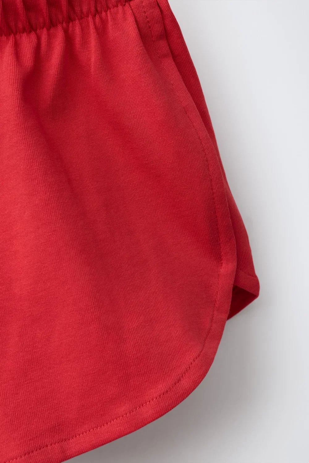 Однотонные плотные трикотажные шорты-бермуды ZARA, Red — фото 4