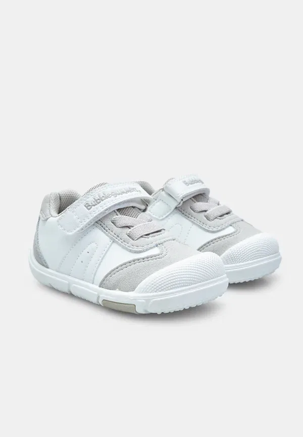 Кроссовки Bubblegummers first shoes Bata, белый — фото 2