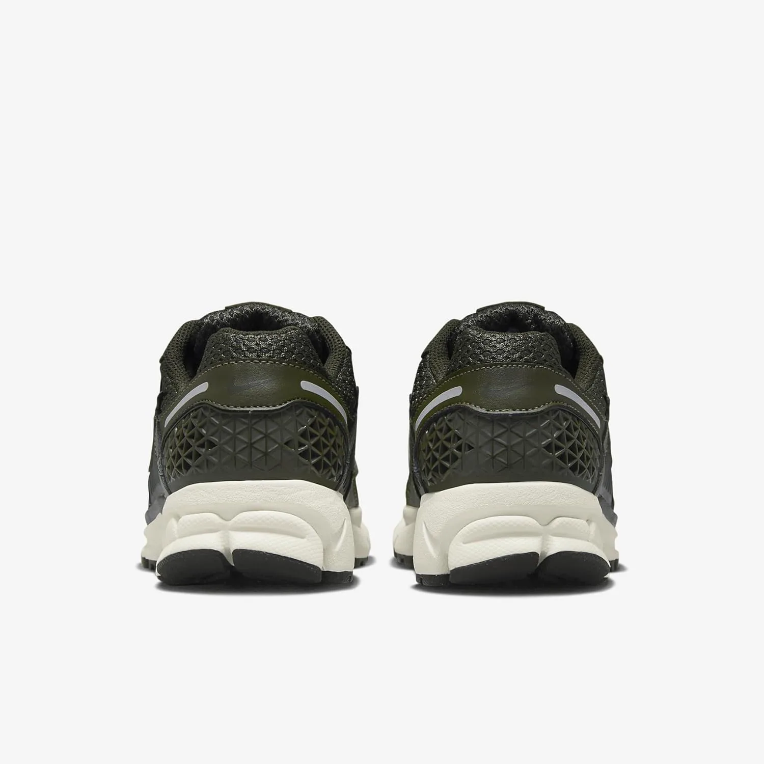Женские кроссовки для бега Nike Zoom Vomero 5, хаки — фото 2