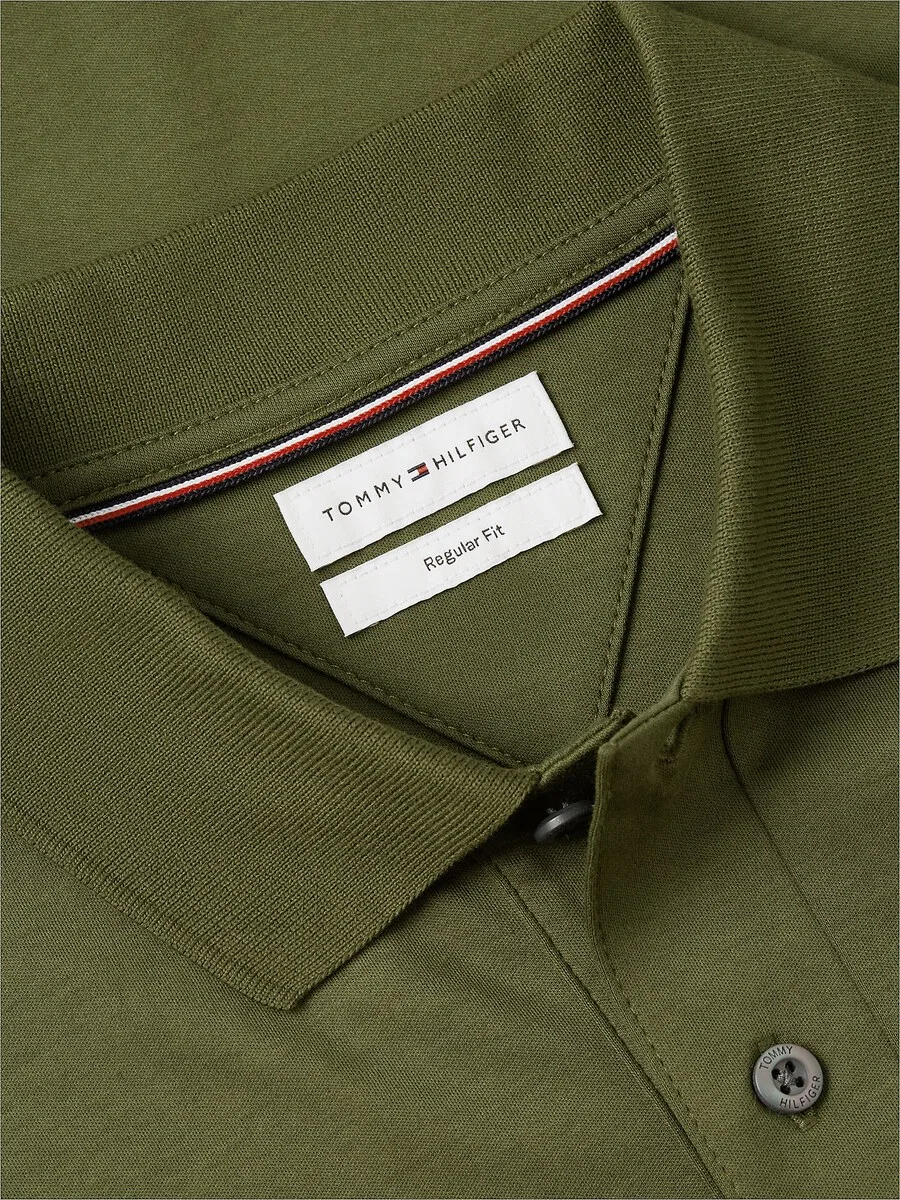 Футболка TOMMY HILFIGER оливкового цвета — фото 4