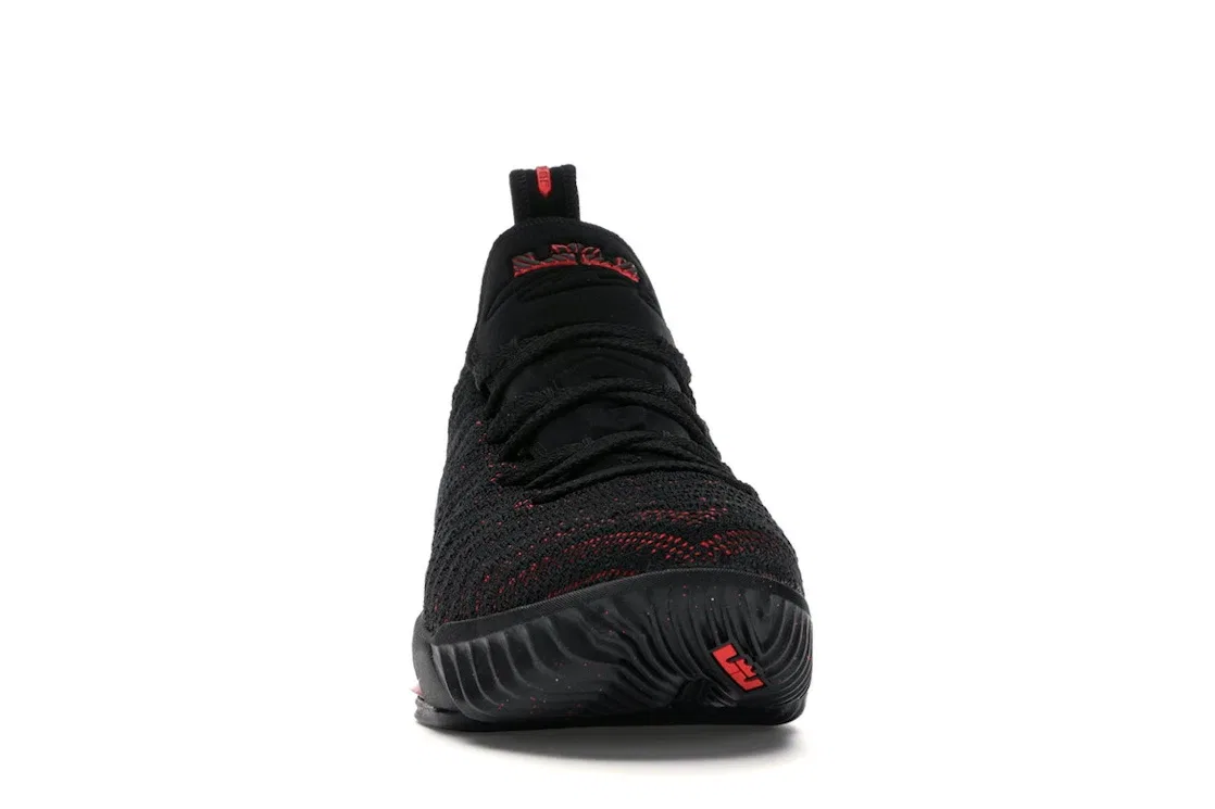 Детские кроссовки для баскетбола Nike LeBron 16, Black/Black-University Red — фото 2