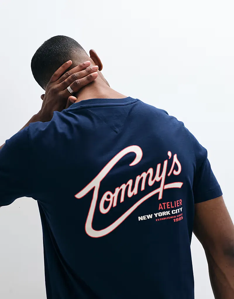 Футболка Tommy Hilfiger с логотипом в виде надписи, темно-синяя