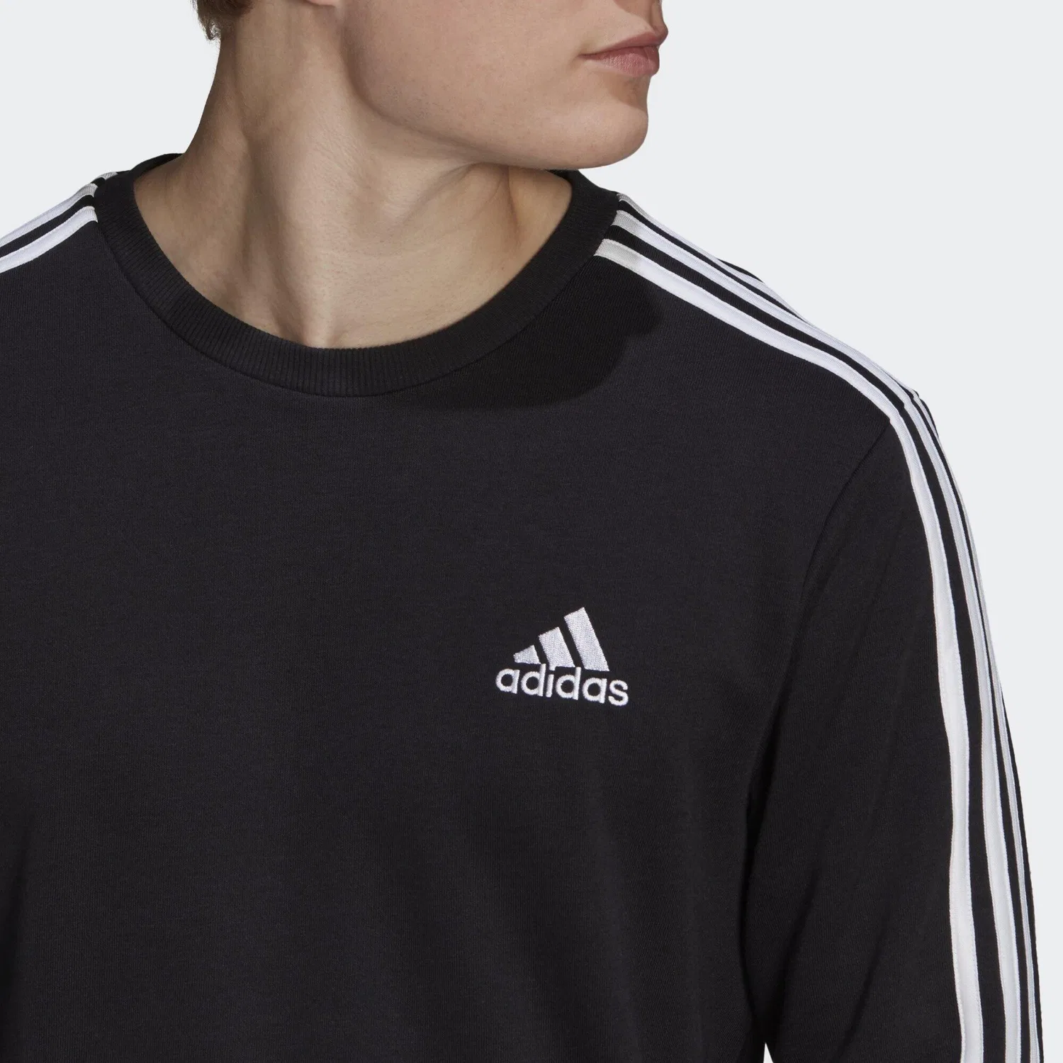 Мужской хлопковый свитшот Adidas Essentials French Terry 3-Streifen Sweatshirt, Черный Белый — фото 4