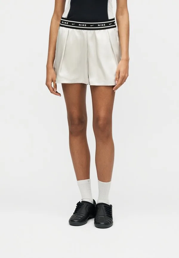 Шорты Nike Sportswear, Light Bone/Black — фото 3
